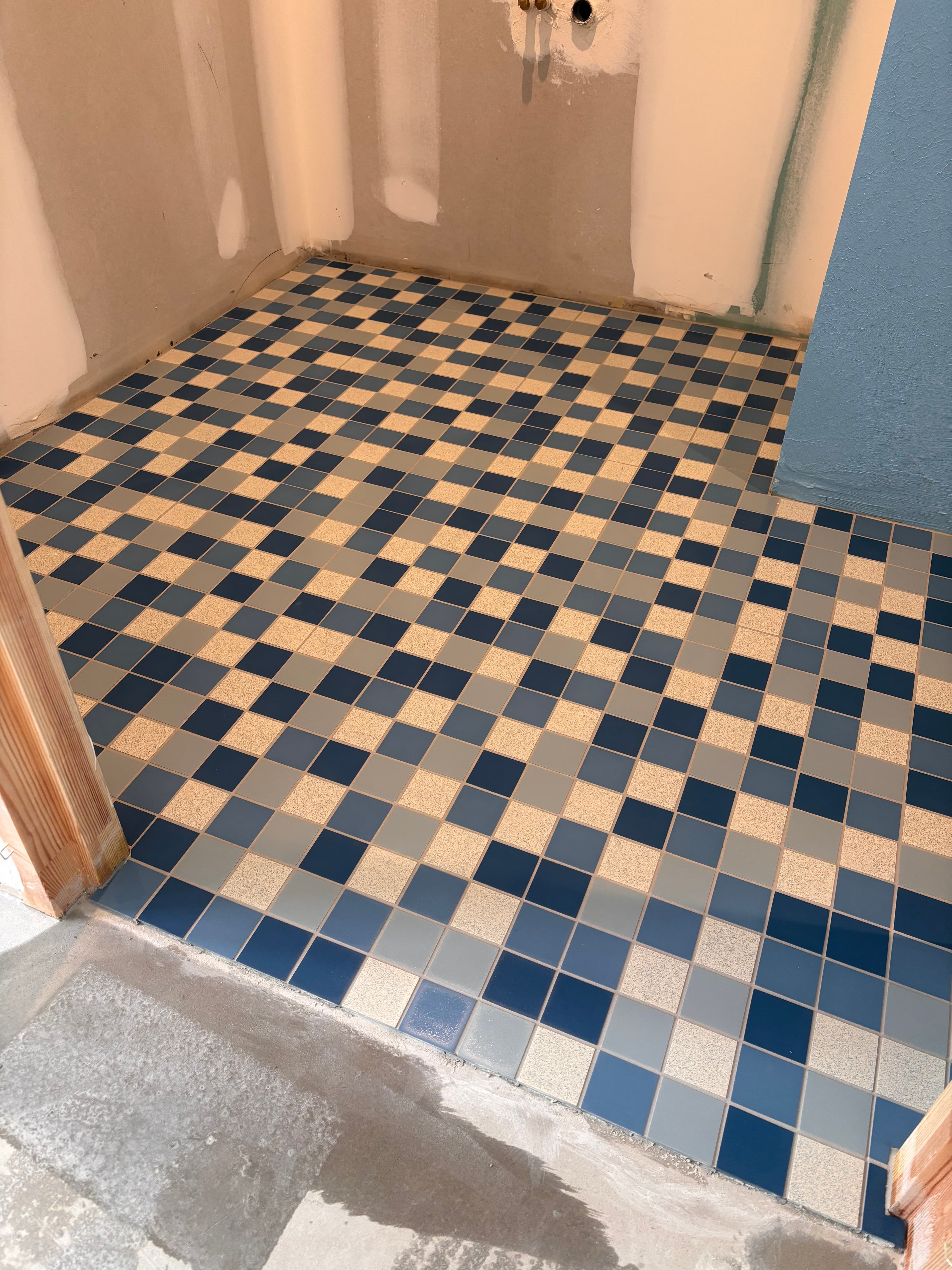 Réalisation Menguy Carrelage 51 — en Mayenne